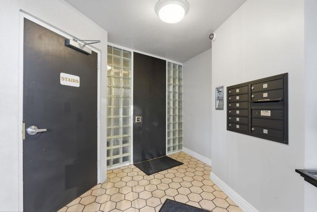 111 Wellesley Crescent 2N, Redwood City, CA 94062