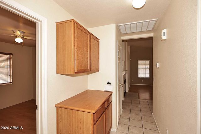 9235 W MICHELLE Drive, Peoria, AZ 85382
