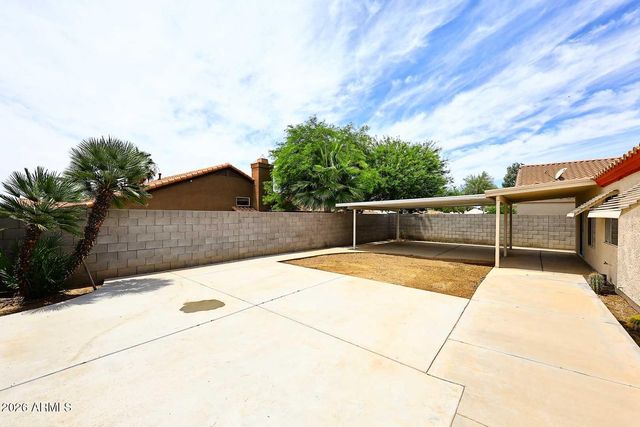 9235 W MICHELLE Drive, Peoria, AZ 85382