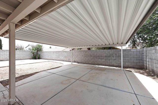 9235 W MICHELLE Drive, Peoria, AZ 85382