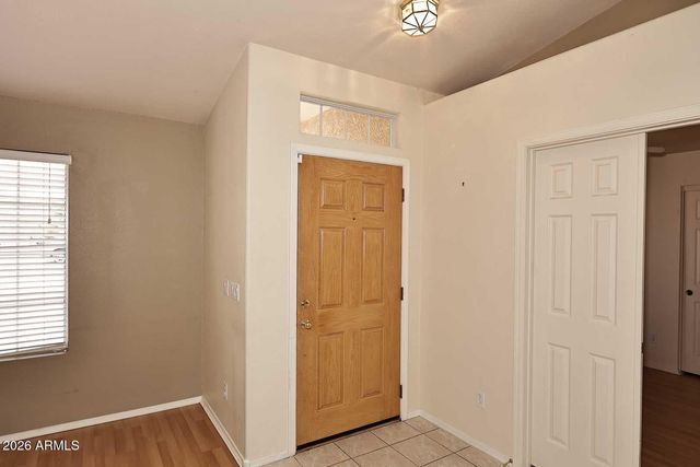 9235 W MICHELLE Drive, Peoria, AZ 85382