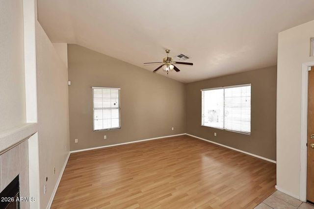 9235 W MICHELLE Drive, Peoria, AZ 85382