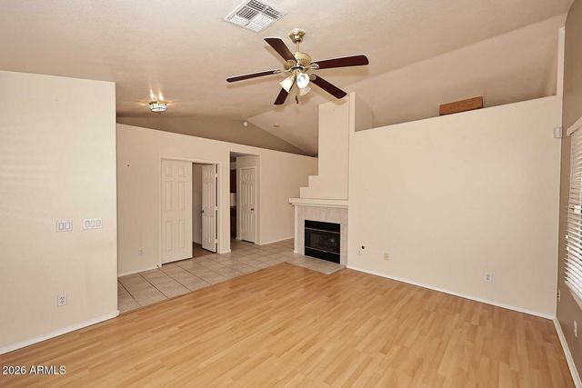 9235 W MICHELLE Drive, Peoria, AZ 85382