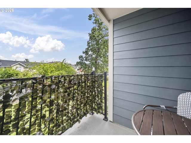 1421 Ne MARKET Dr, Fairview, OR 97024