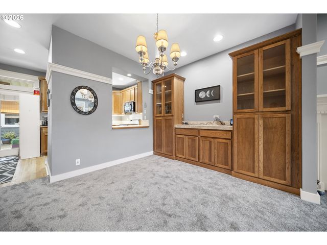 1421 Ne MARKET Dr, Fairview, OR 97024