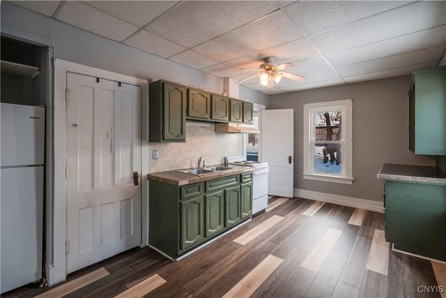 40 Culvert Street 1, Schroeppel, NY 13135