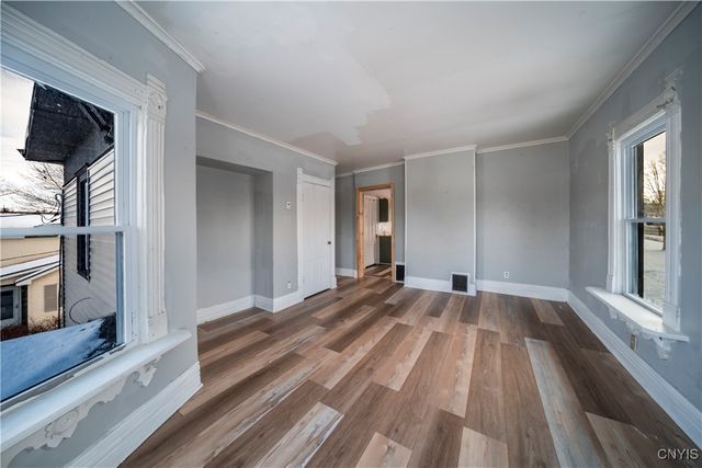 40 Culvert Street 1, Schroeppel, NY 13135