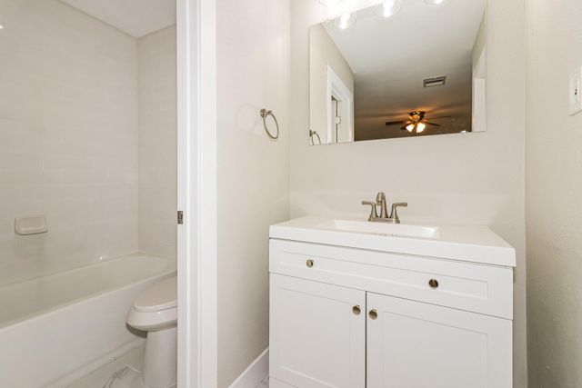 615 Old Colony Drive, Richmond, TX 77406