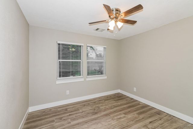 615 Old Colony Drive, Richmond, TX 77406