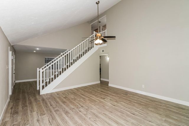 615 Old Colony Drive, Richmond, TX 77406