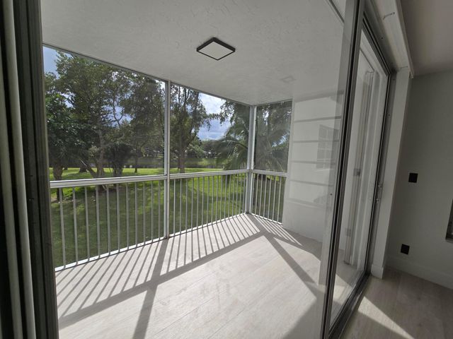 3010 N Course Drive 207, Pompano Beach, FL 33069