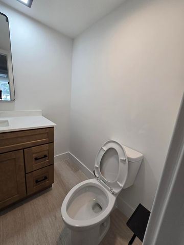 3010 N Course Drive 207, Pompano Beach, FL 33069