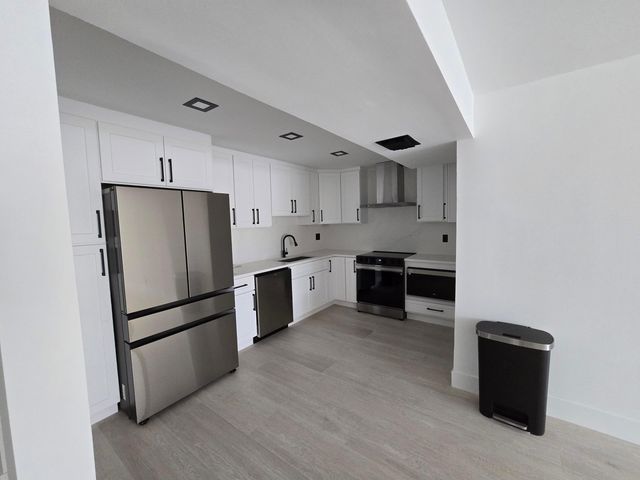 3010 N Course Drive 207, Pompano Beach, FL 33069