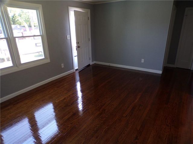 7924 Prospect Avenue, Kansas City, MO 64132