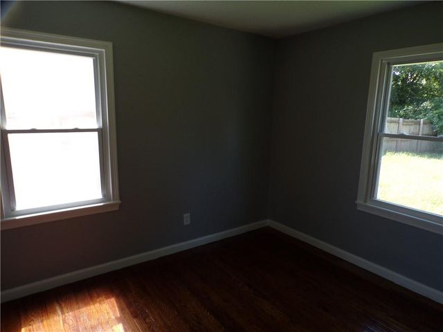 7924 Prospect Avenue, Kansas City, MO 64132