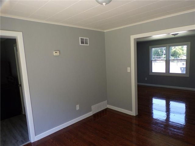 7924 Prospect Avenue, Kansas City, MO 64132