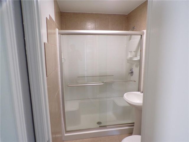 7924 Prospect Avenue, Kansas City, MO 64132
