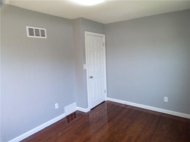 7924 Prospect Avenue, Kansas City, MO 64132
