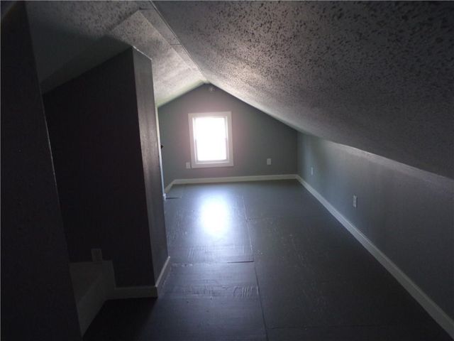 7924 Prospect Avenue, Kansas City, MO 64132