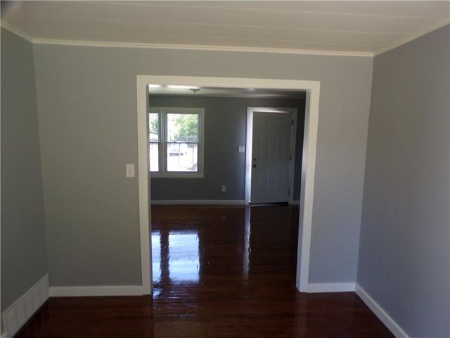 7924 Prospect Avenue, Kansas City, MO 64132