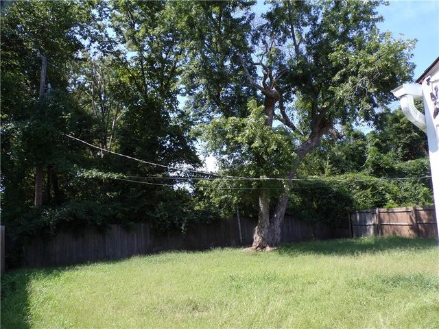 7924 Prospect Avenue, Kansas City, MO 64132
