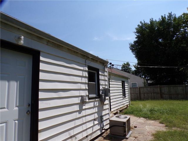 7924 Prospect Avenue, Kansas City, MO 64132
