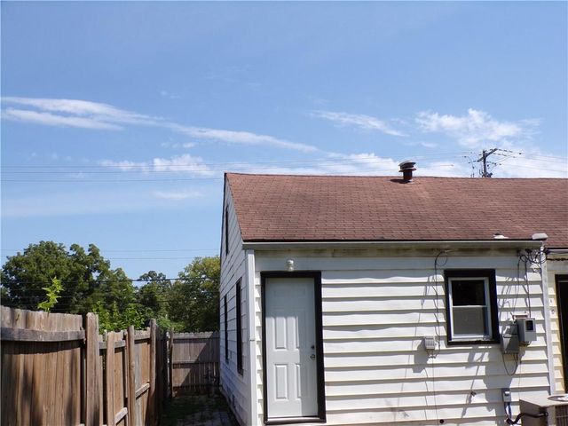7924 Prospect Avenue, Kansas City, MO 64132
