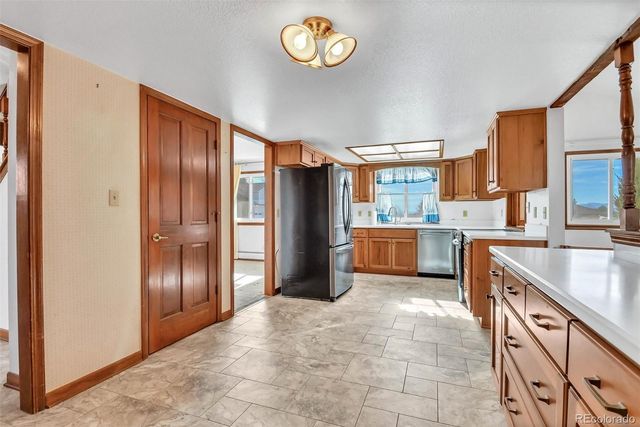 7528 Queen Circle, Arvada, CO 80005