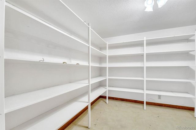 7528 Queen Circle, Arvada, CO 80005