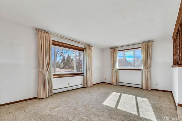 7528 Queen Circle, Arvada, CO 80005