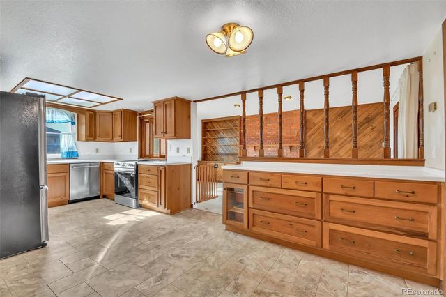 7528 Queen Circle, Arvada, CO 80005