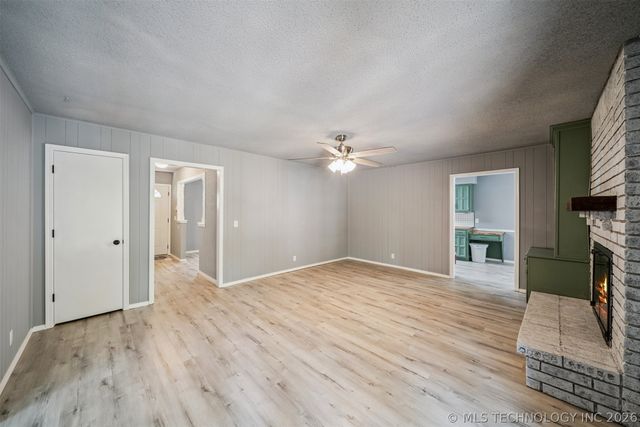3111 Skylane Drive, Sand Springs, OK 74063