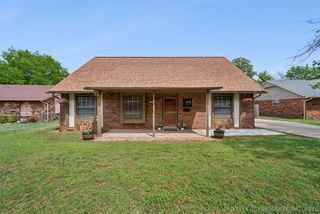 3111 Skylane Drive, Sand Springs, OK 74063