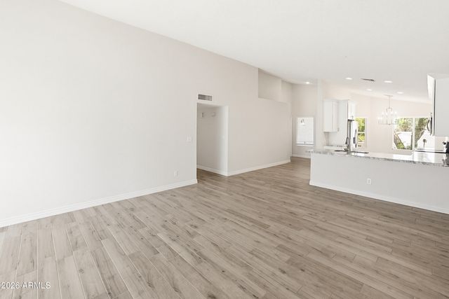 8675 E BELLEVIEW Place, Scottsdale, AZ 85257