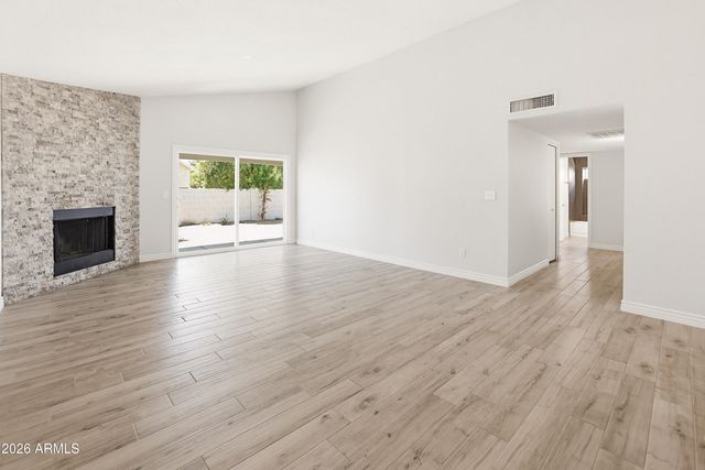 8675 E BELLEVIEW Place, Scottsdale, AZ 85257