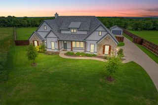 520 Fox Hill Court, Waxahachie, TX 75167