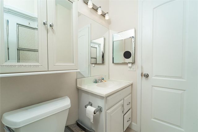 10760 NW 21st St, Sunrise, FL 33322