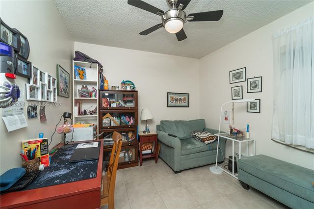 10760 NW 21st St, Sunrise, FL 33322