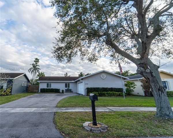 10760 NW 21st St, Sunrise, FL 33322