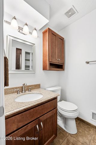 910 Dana Marie Dr, Louisville, KY 40223