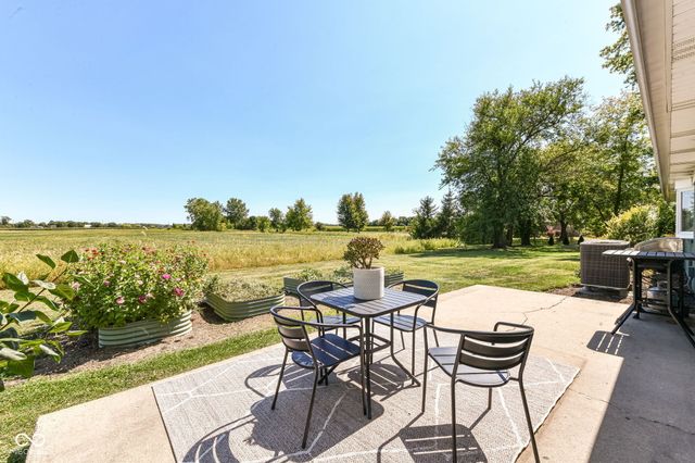 6825 S 425 E, Lebanon, IN 46052