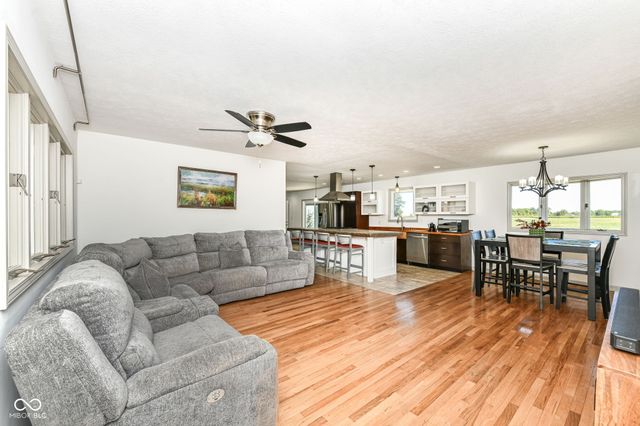 6825 S 425 E, Lebanon, IN 46052