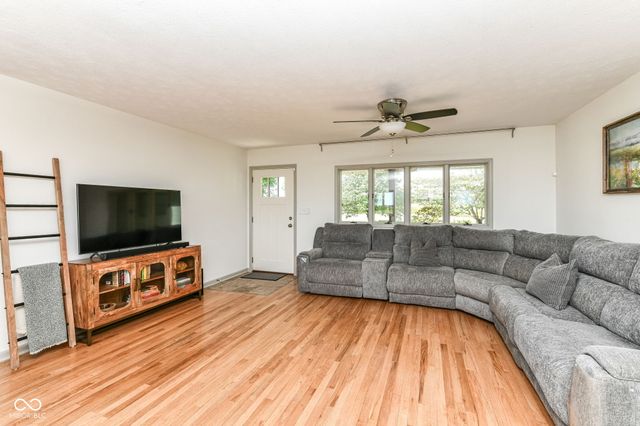 6825 S 425 E, Lebanon, IN 46052