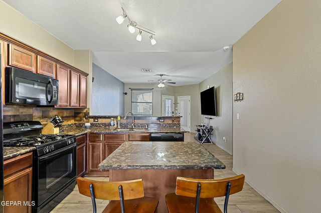 13142 SAKER Drive, Horizon City, TX 79928
