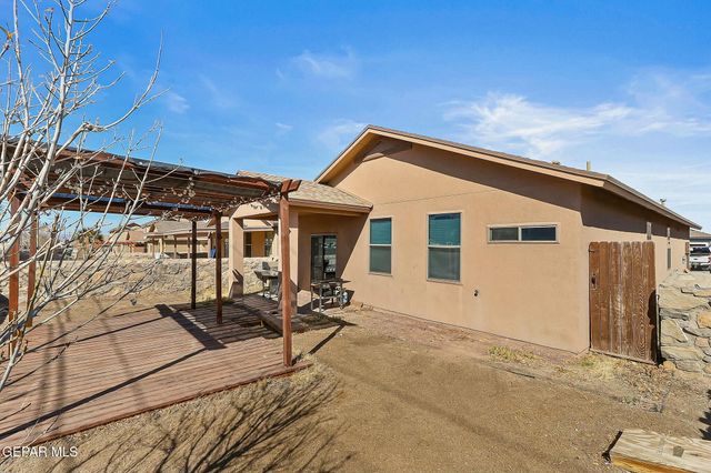 13142 SAKER Drive, Horizon City, TX 79928