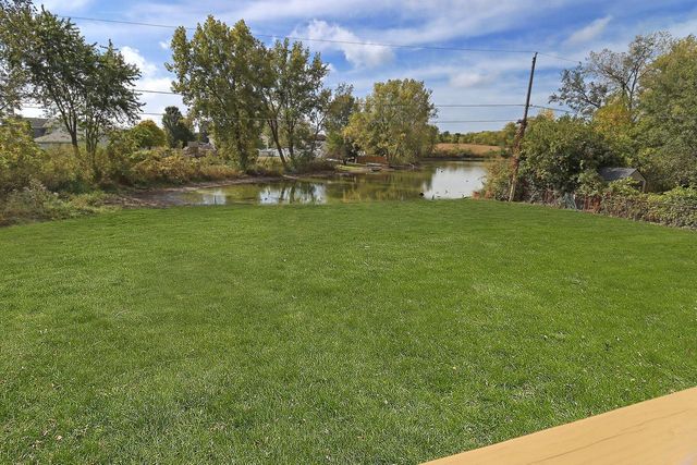 4401 122nd STREET, Pleasant Prairie, WI 53158