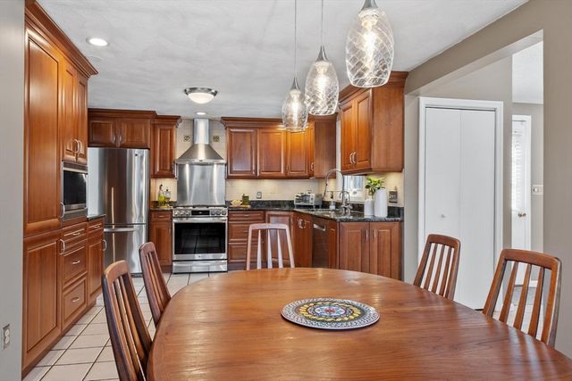 4 Boutwell Street, Wilmington, MA 01887