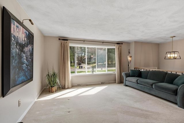 4 Boutwell Street, Wilmington, MA 01887