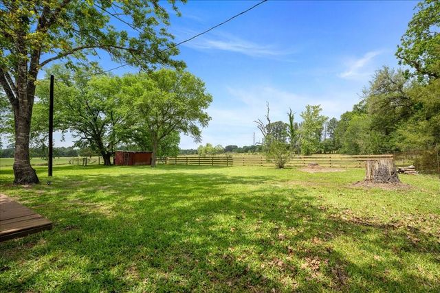 795 Bader Road, Bellville, TX 77418