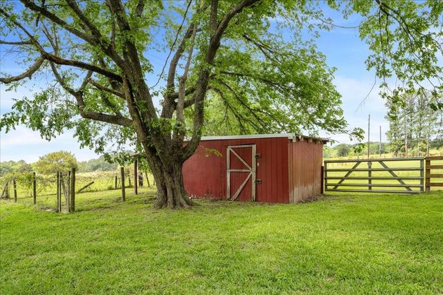 795 Bader Road, Bellville, TX 77418